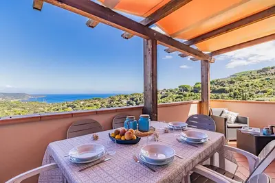 Image de Just built with beautiful sea view, in the center of Capoliveri and equipped with every comfort