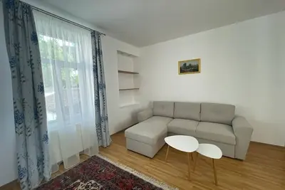 Image de Cozy apartments set in the Old Town district of Brasov.