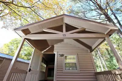 Image de Rustic Cabin 28 w\/ 4 Beds