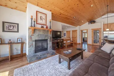 Image de Central Truckee Ski Lease!