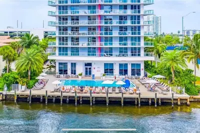 Image de Amazing Studio at Hallandale Beach w/Beach Service