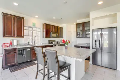 Image de 10 Mi to Dia: Family Home w/ Yard!