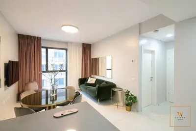 Image de Gorgeous 1 bedroom apt \" J Tower\"