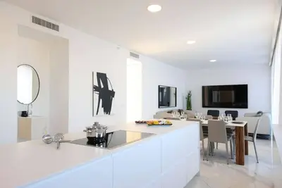 Image de The Penthouse Of Haneviim court