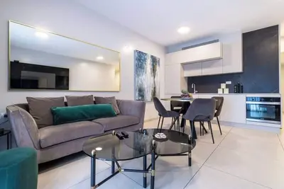 Image de Amazing 2 bdm apt, Haneviim boutique
