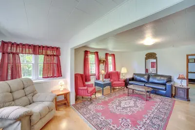 Image de 1 Mi to Lake Superior: Cottage w\/ Sauna & Rec Room