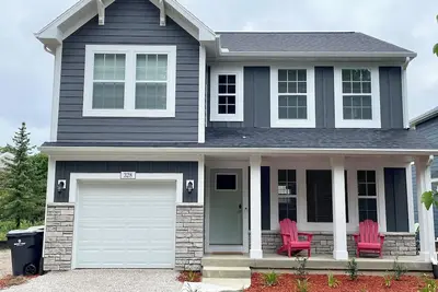 Image de Northside Cottage. Close to community pool & beaches! Sleeps 12. Fast Wi-Fi!