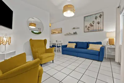 Image de Cozy apartment in the Milk District of east Orlando. Unit A\n