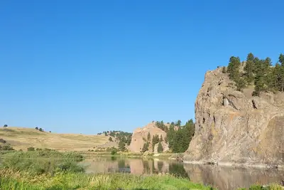 Image de Gate House cozy cottage on the Missouri River, beautiful spot to fish and relax!