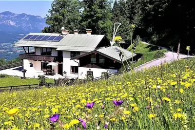 Image de Vacation home high above the Königssee with a panoramic view of the Alps and the valley