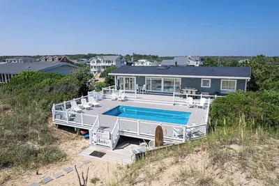 Image de Mako's Cove | Oceanfront | Private Pool