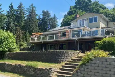 Image de Water view house