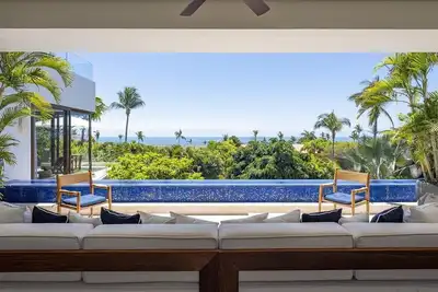 Image de Special Retreat for 12 Guests |Double Ocean & Golf View | Pool & Grill | Spacious Office & Kids Room