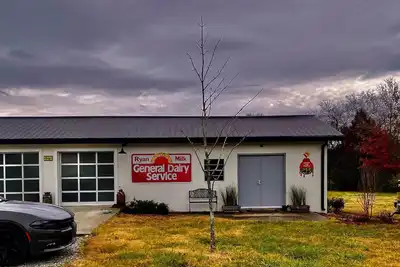 Image de Unique, beautiful, location & only minute to Downtown Franklin & Nashville