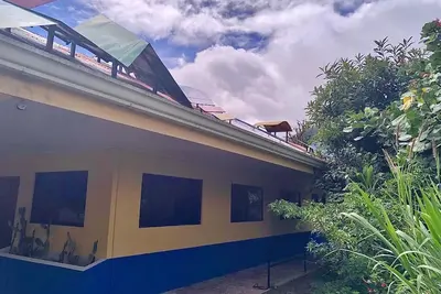 Image de Verdant Arthouse w\/ Riverview - minutes from cataratas!