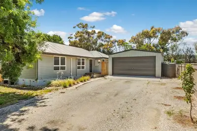 Clouston Cottage: Pet Friendly 3 Br & Pool