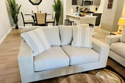 Image de Modern Gem: 2bd/2ba Oasis in Shadowbriar, Houston! \n