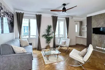 Image de Appartement Familial près des Champs-Élysées