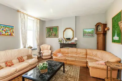 Image de Maison spacieuse en pierres du pays au centre du village de Comblain-la-Tour