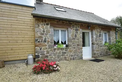 Image de Maison bretonne en pierre à Saint-Gilles-les-Bois