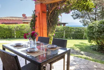 Maison de vacances \"Villa Toni\" près de la plage avec terrasse privée et jardin partagé
