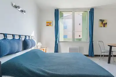 Image de Vaste studio de 22 m2 au centre du village n1