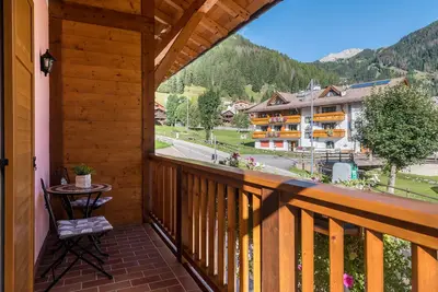 Image de Appartement \"Villa Lory 3\" avec vue sur la montagne, jardin partagé et Wi-Fi