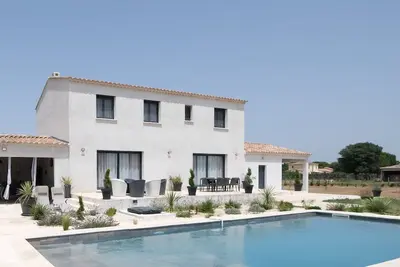 Image de Location vacances maison piscine Arles Ls3-432.