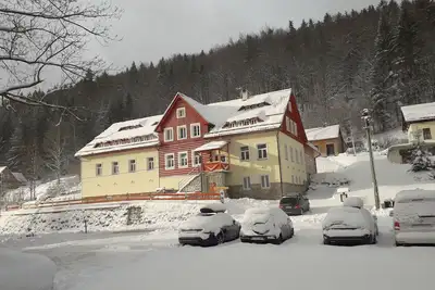 Image de Bel appartement pour 4 personnes avec bain à remous, Wifi et Tv