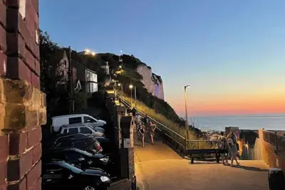 Image de Vue panoramique sur la mer et les falaises