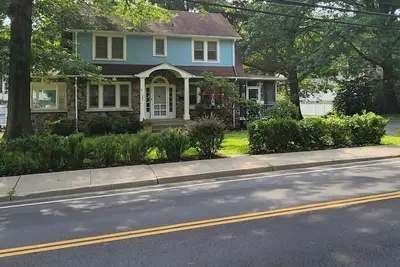 Image de Historic home at West Point on Main Street. 1 mile from Thayer Gate!