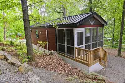 Endless Caverns Pet-Friendly Deluxe Cabin - A Better Base Camp at Endless Caverns Resort