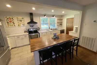 Image de Mid-Century Gem in Holston Hills