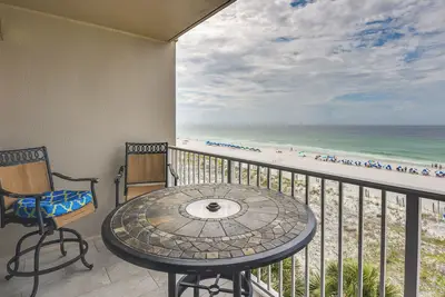 Image de Fort Walton Beach Rental w/ Pool & Hot Tub Access