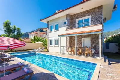 Image de Villa Kaya 1 - Cinq Chambres Villa, Couchages 12