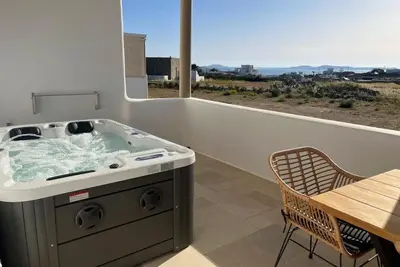 Image de Gaia Mykonos Two-Floor Deluxe Villa with Jacuzzi