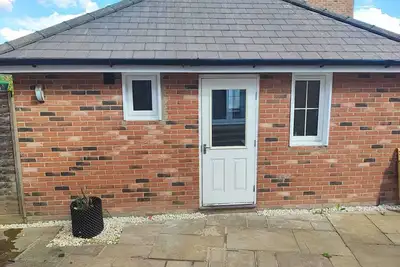 Image de Guest House is Located in Andover. Suitable for Singles \/ Couples