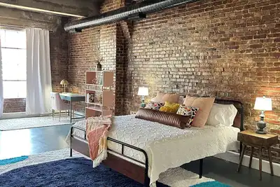 Image de Charming Boho Loft on Historic Morris Ave