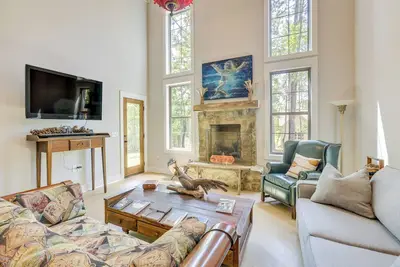 Image de Charming Eclectic Vacation Rental w\/ Beach Access!