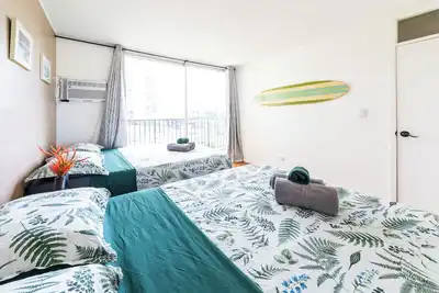 Image de Waikiki 1br W/Kitchen, Max 4! Stay W/Family etc.