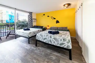 Image de Renovated 1br in Waikiki! stay w/Family, partner