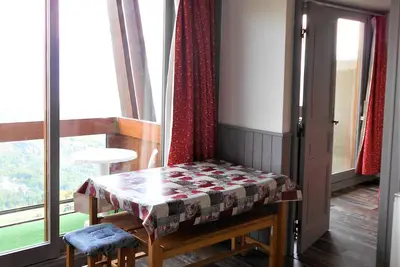 Image de Appartement lumineux · Pied des pistes · Double balcon · Wifi gratuit · Piscine incluse