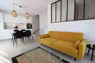 Image de Maison neuve climatisée, jardin, proche plage, 2 chambres, emplacement parfait