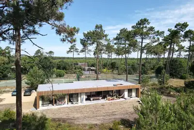 Image de Villa Lina Contis entre pins et océan