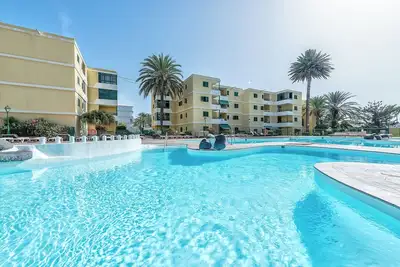 Image de Tropical apartment las olas family