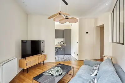 Superbe appartement Invalide proche Tour Eiffel