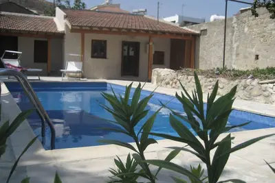 Image de Charming Traditional Cypriot Cottage in the Heart of Pissouri with private pool