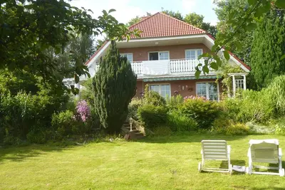 Image de 25 Min. von Hamburg, je 2 Zi. mit Balkon, eigenes Bad, KĂĽchenmitbenutzung, Garten