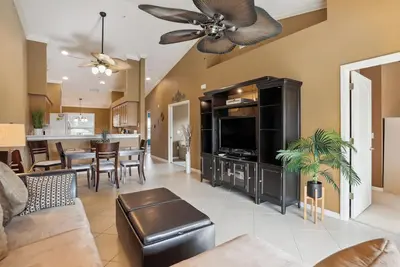Image de Lovely Estero Condo: Community Perks + Pool Access