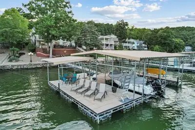 Image de Great Fishing Location, Propane Firepit/Fireplace, Dog Friendly, Private Dock-New Furnishings, Quiet side of the lake